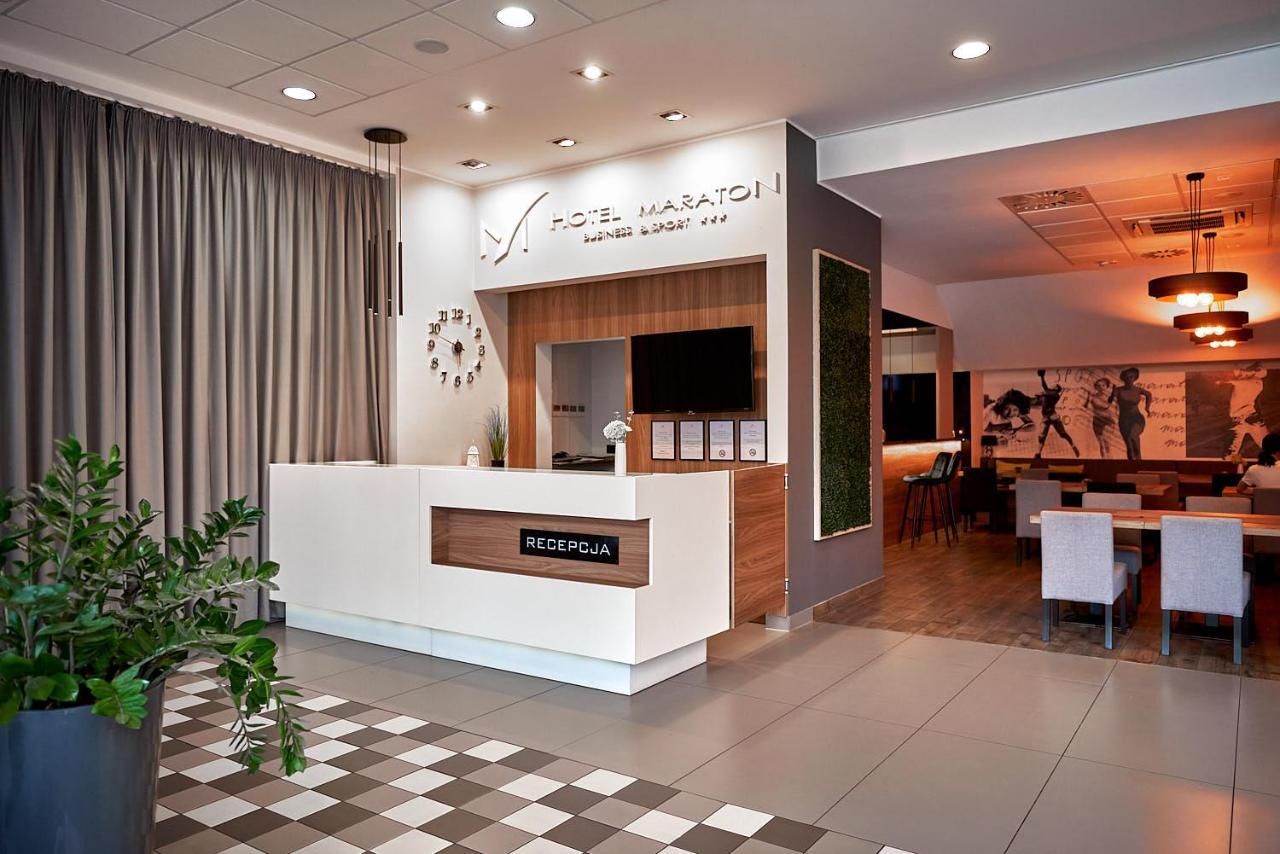 Hotel Maraton Szamotuły Esterno foto